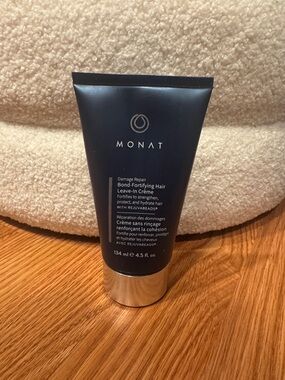 MONAT Damage Repair Bond-Fortifying Leave-In Crème - Navy
